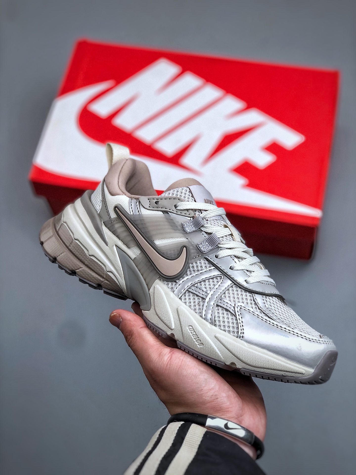 _djU9swC7vPhYtDeS6A2XlVx8QCg4cJS0NdyhB1g