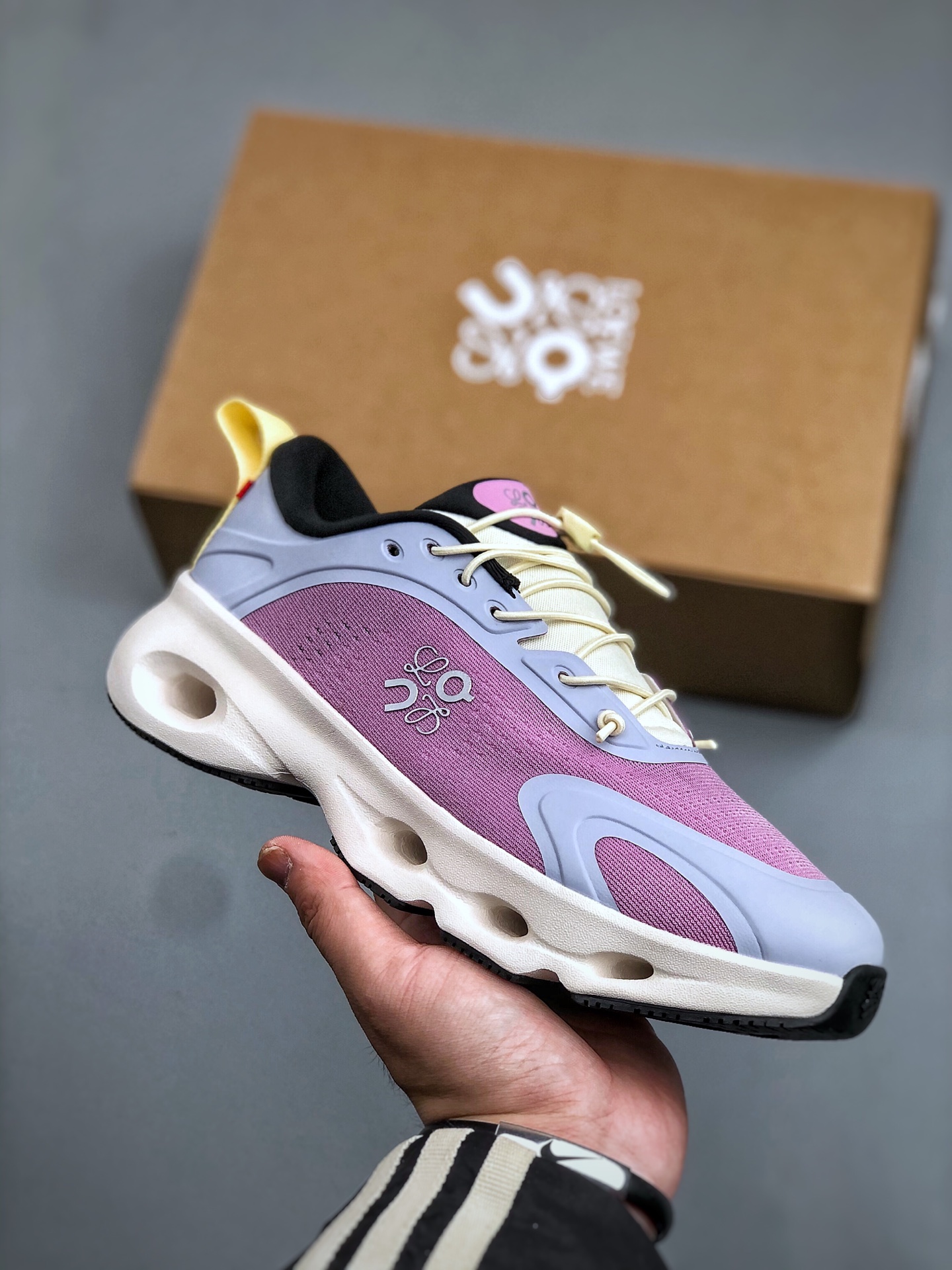 _d_z9sqB3PUVO6ExNi0RXozhiE1hPlL2colWuNlg