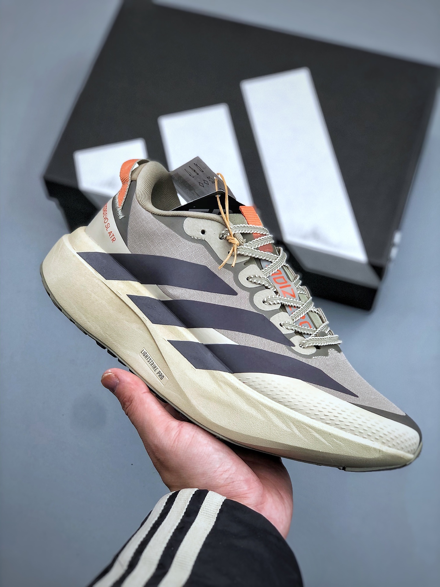 _dLa9sU9UM8k32zGirz1gP6oqa6kOxThpdPxwYLQ