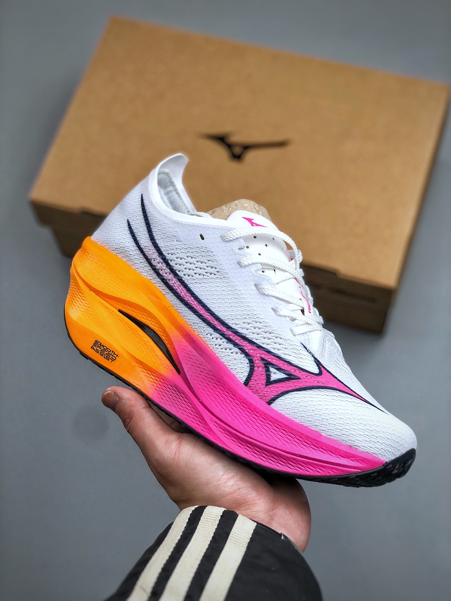 _drF9s9ISh_Ta0bnRgmR4k49uq-VCKZ4VtbhyYyA