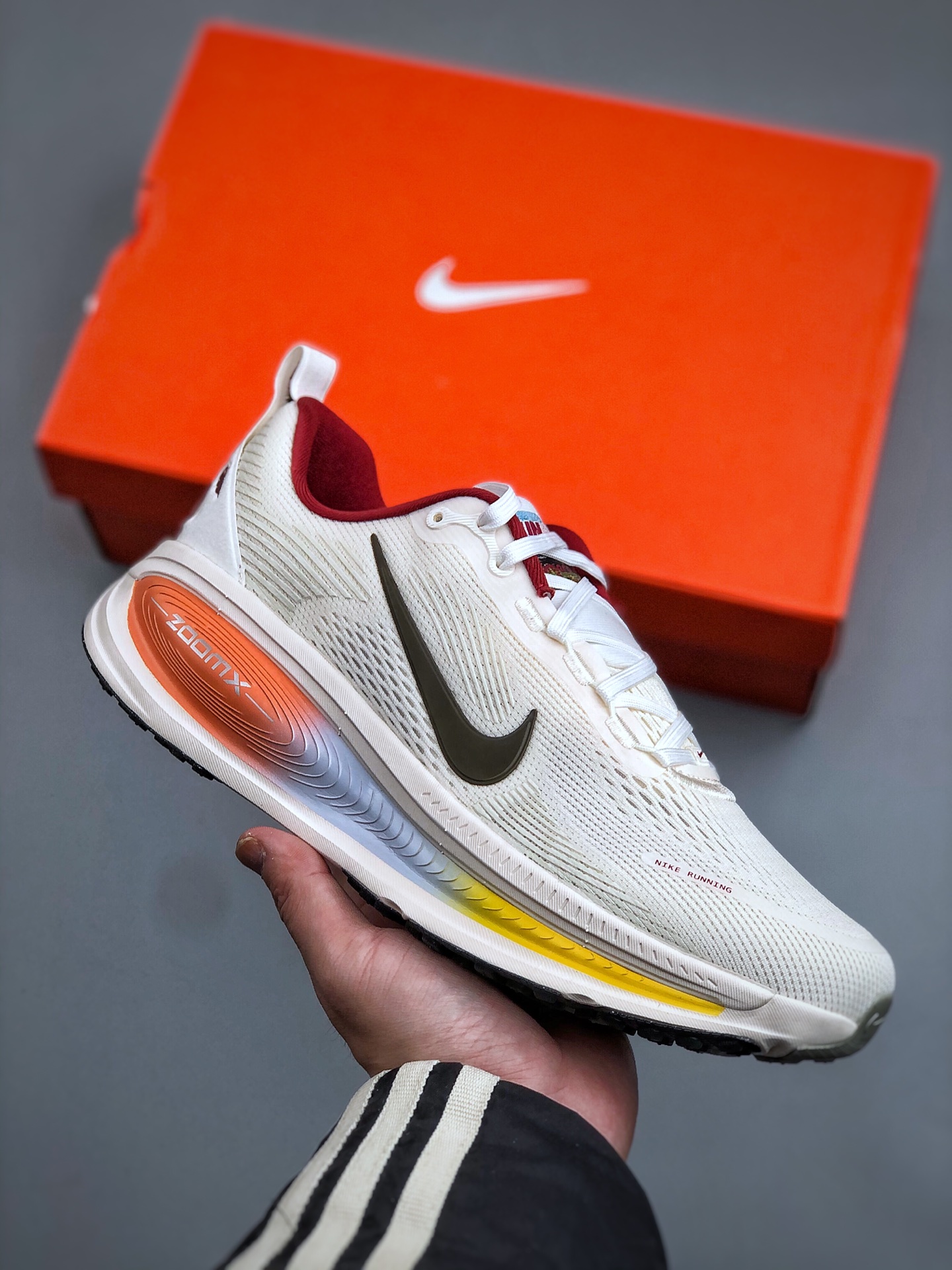 _dsb9s2T-dfm5_HIjUCbeclsi1o_xdQ6G1o_4Xog