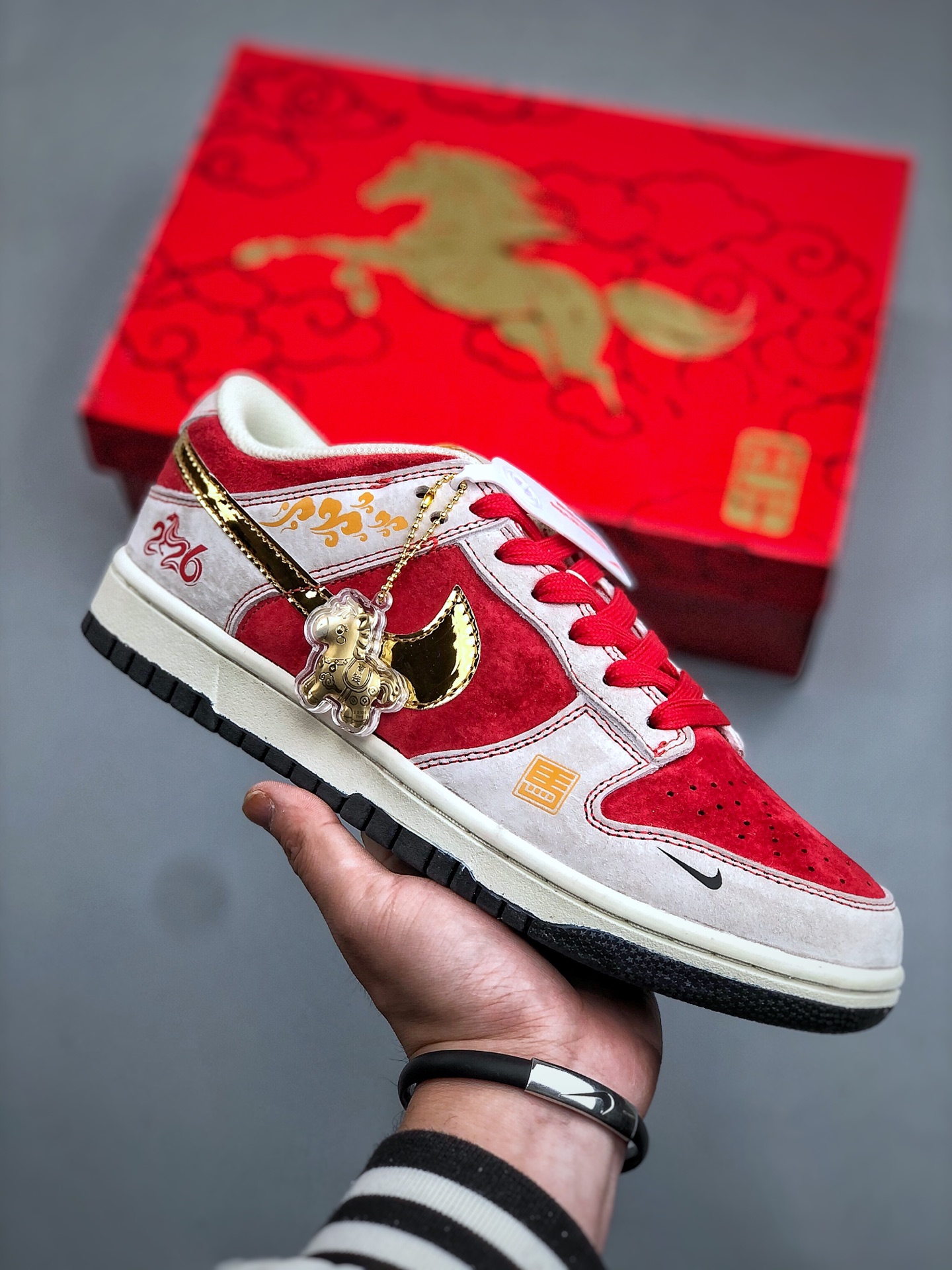 _dwR9sWC1bvhYE6UvO3_4EctVoLuWvARpskgrUgw