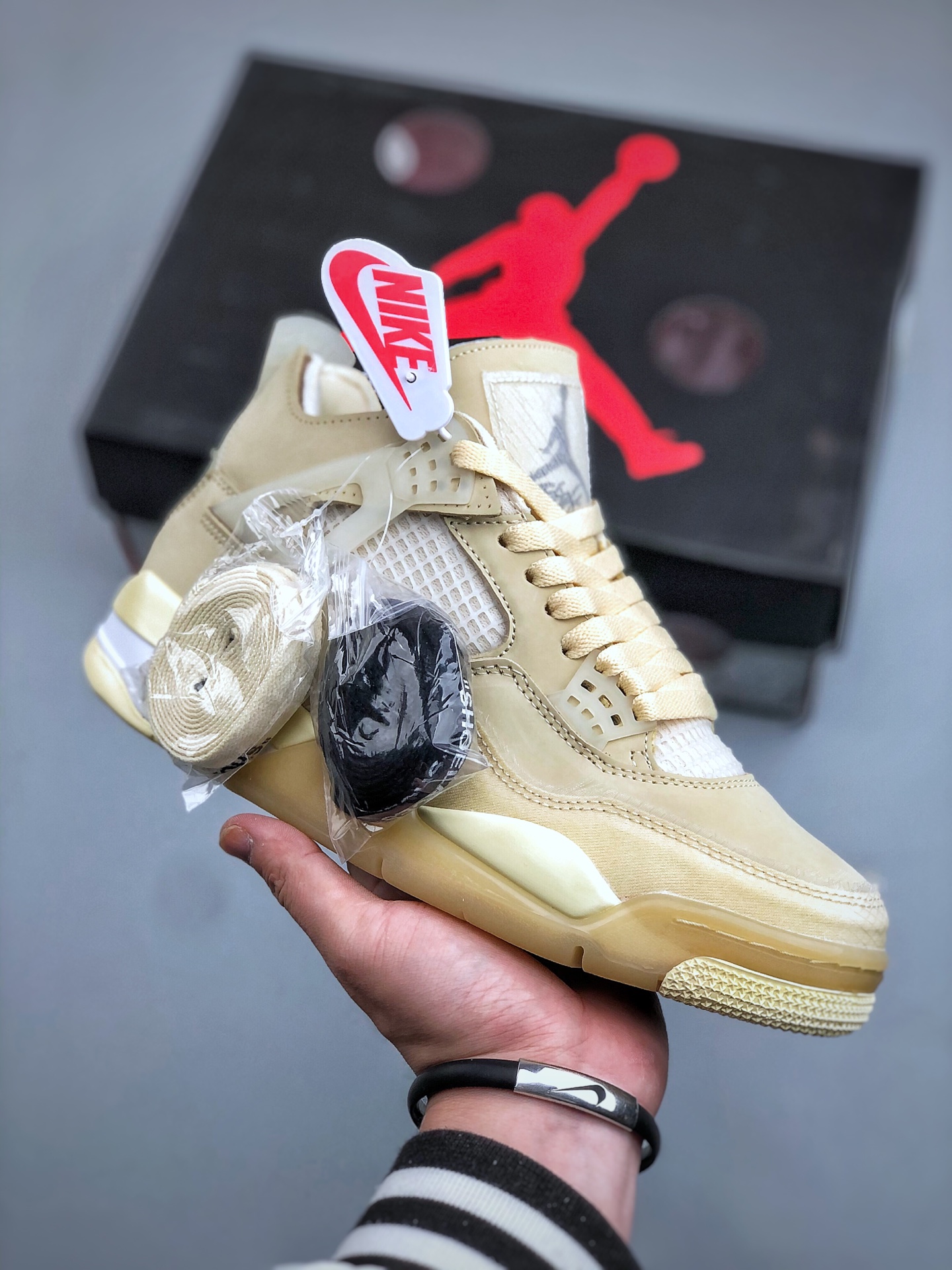 _dfX9suRq7xLJy16R1_qkcmpxEKCrYCr6D-13grg