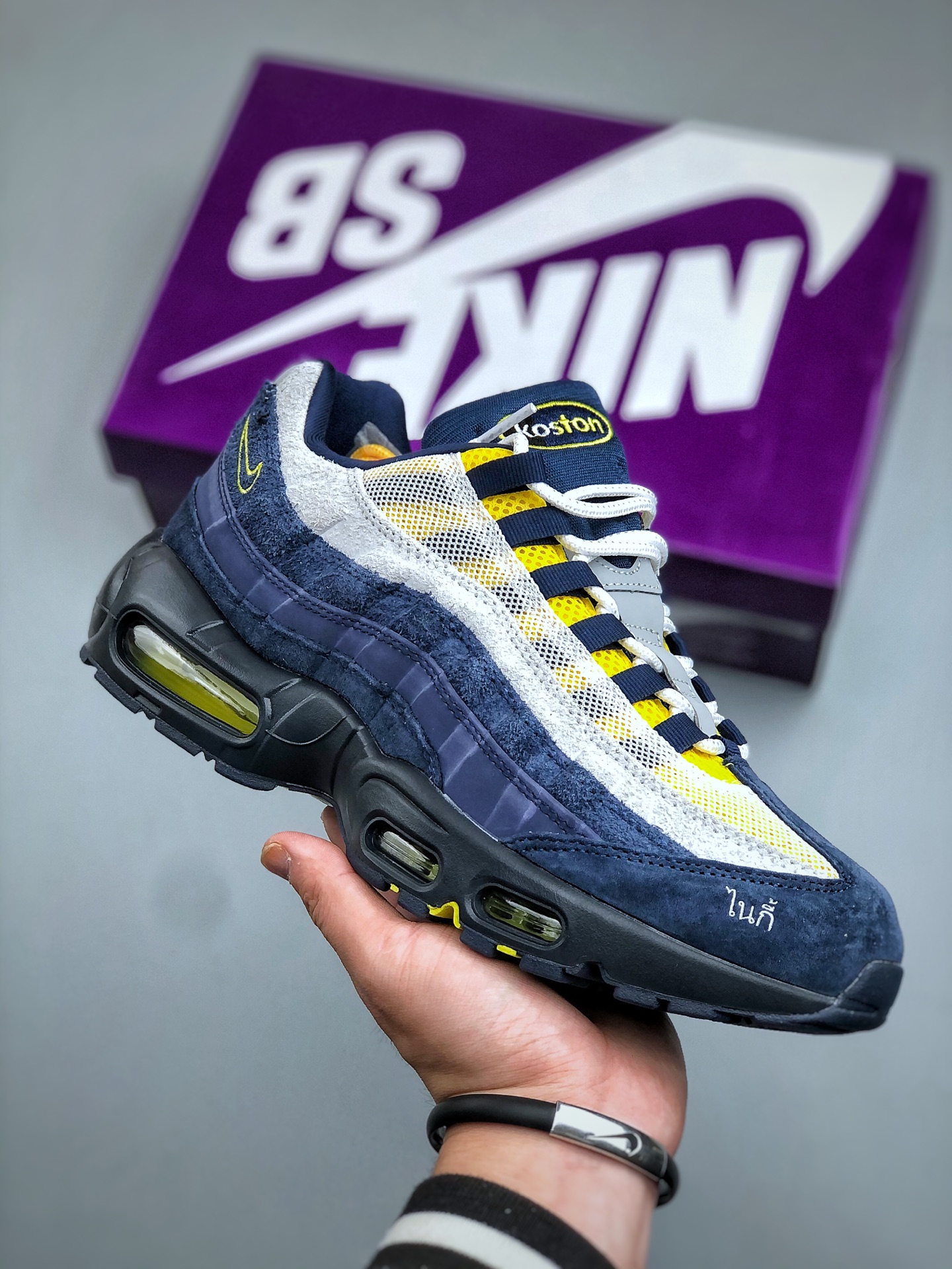 _diu9sfHTLh-M7lobOekMDvmc3bAuuzFOsXKX_Aw