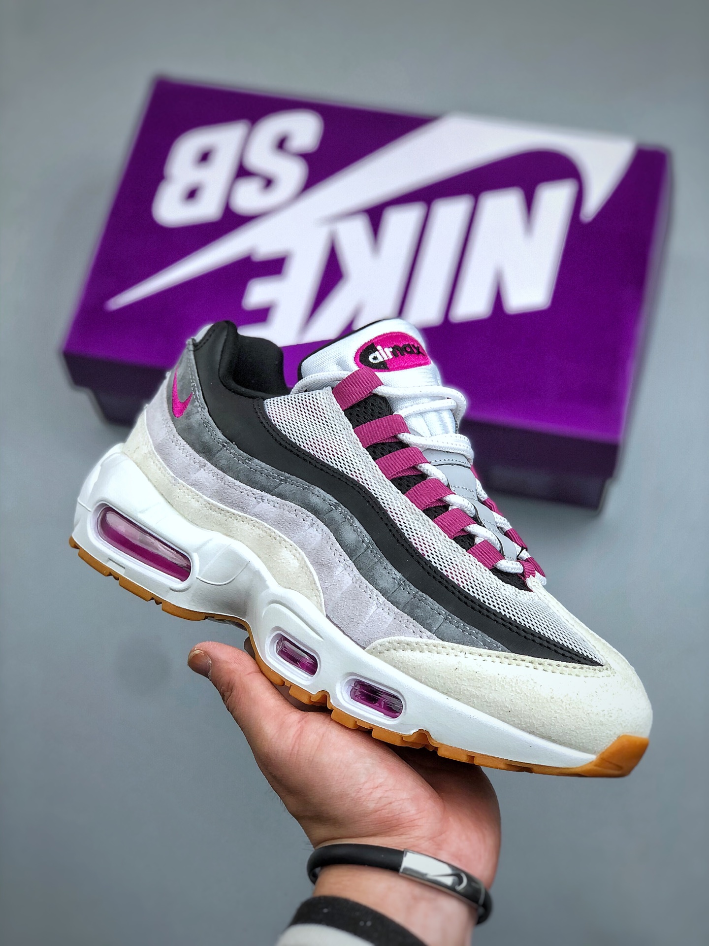 _doj9seaUGzwdZH_mr4unHZoB9cKyGatSt5HkoqA