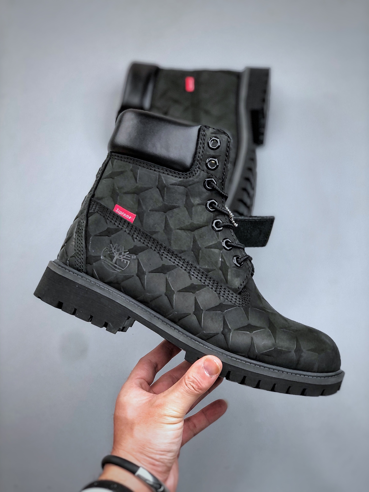 Supreme x Timberland添柏岚/天伯伦大黄靴系列 简约舒适 中筒 马丁靴 男款-Top High Quatity Cheap Sneakers Fashion Clothing Clothes Bags handbags Shoes of all Brand wholesale With The best Quality And Beautiful Price from China Factory Chinese suppliers wholesaler seller Supreme x Timberland添柏岚/天伯伦大黄靴系列 简约舒适 中筒 马丁靴 男款
