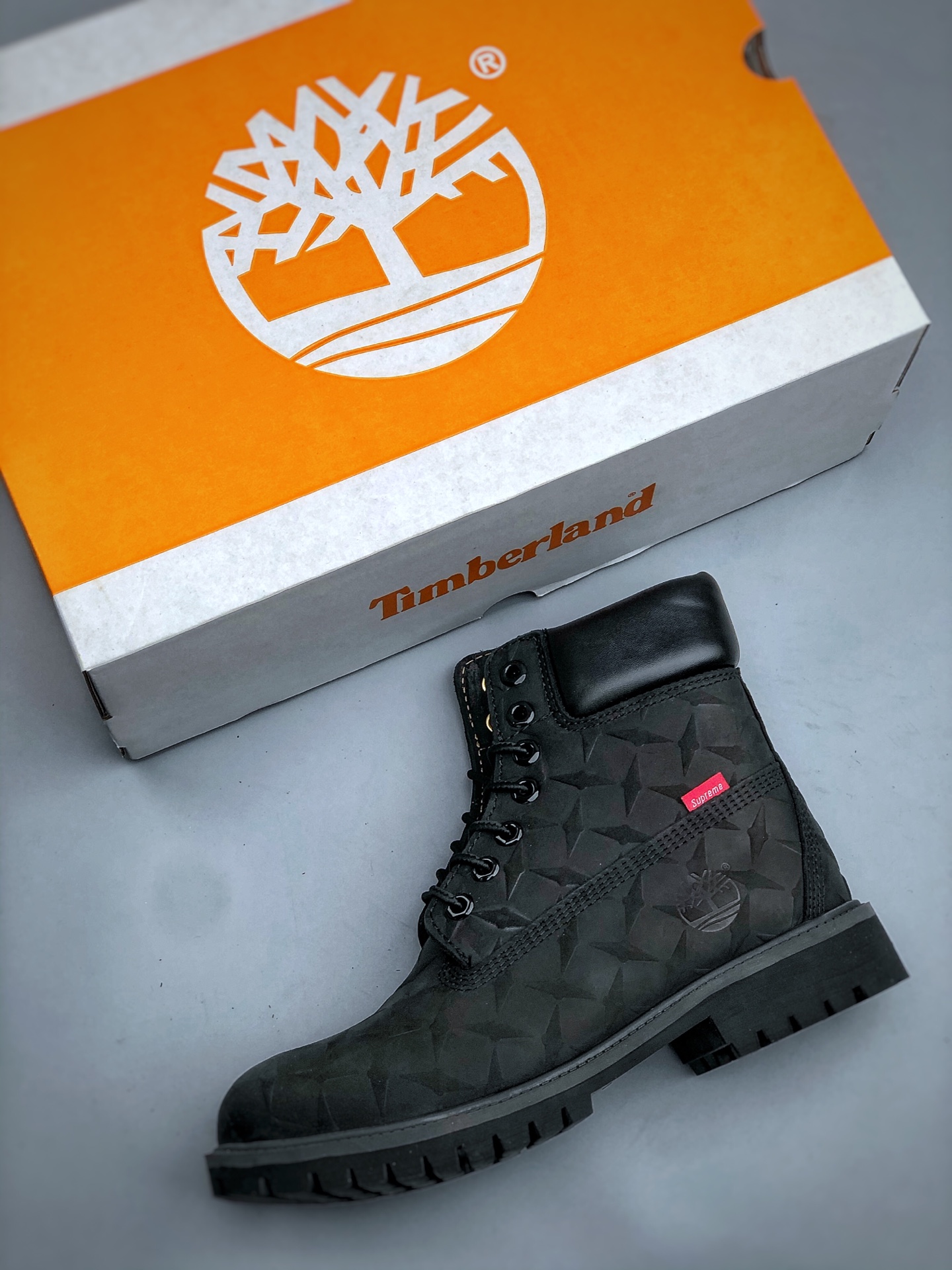 Supreme x Timberland添柏岚/天伯伦大黄靴系列 简约舒适 中筒 马丁靴 男款-Top High Quatity Cheap Sneakers Fashion Clothing Clothes Bags handbags Shoes of all Brand wholesale With The best Quality And Beautiful Price from China Factory Chinese suppliers wholesaler seller Supreme x Timberland添柏岚/天伯伦大黄靴系列 简约舒适 中筒 马丁靴 男款