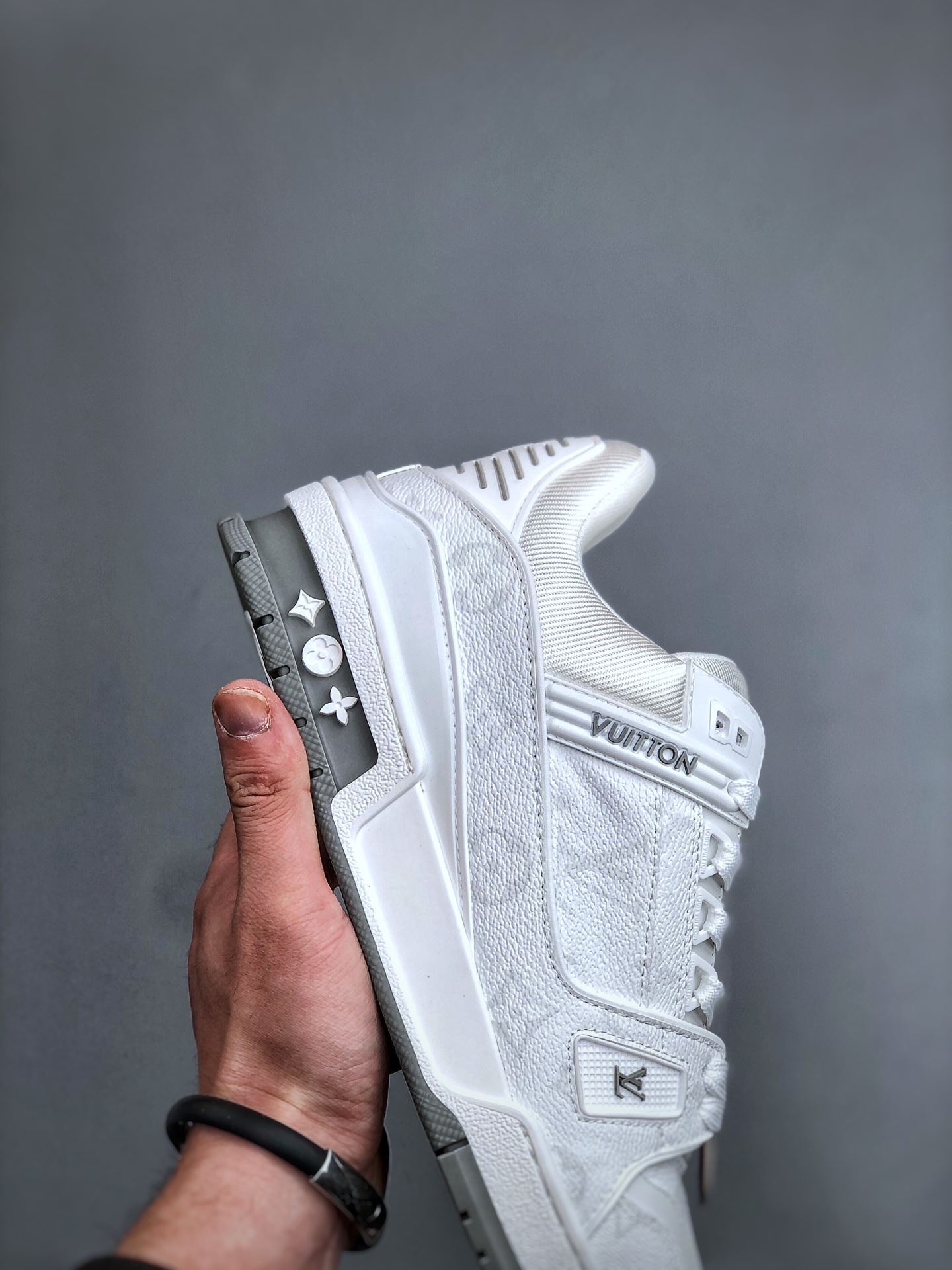 Tyler x Louis Vuitton 路易威登 LV Trainer 联名款 低帮休闲板鞋 海-Top High Quatity Cheap Sneakers Fashion Clothing Clothes Bags handbags Shoes of all Brand wholesale With The best Quality And Beautiful Price from China Factory Chinese suppliers wholesaler seller Tyler x Louis Vuitton 路易威登 LV Trainer 联名款 低帮休闲板鞋 海