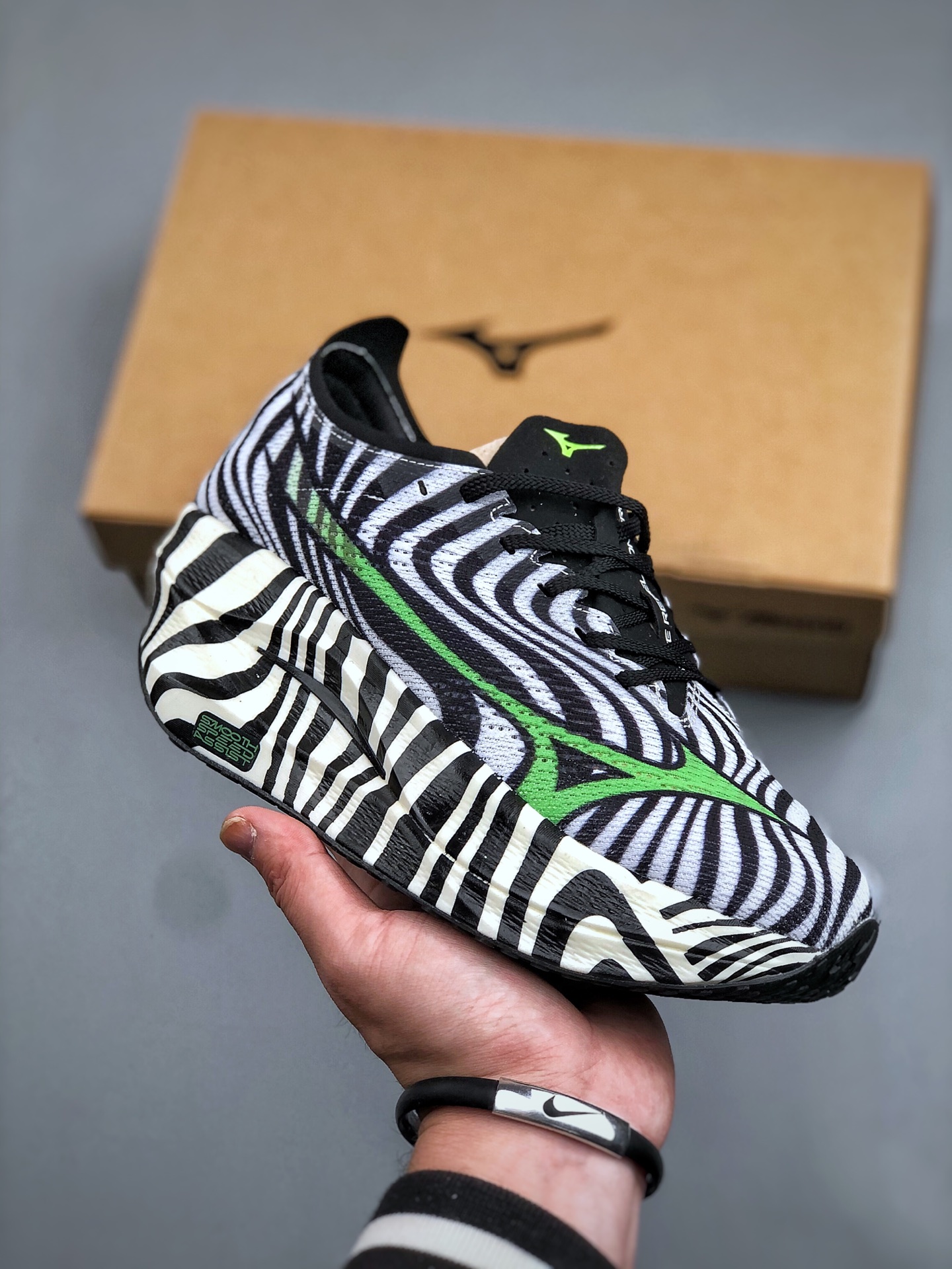 _dmX9sMcERN1aycqCNf_goBoIsRPgfBrTh-C4nYg