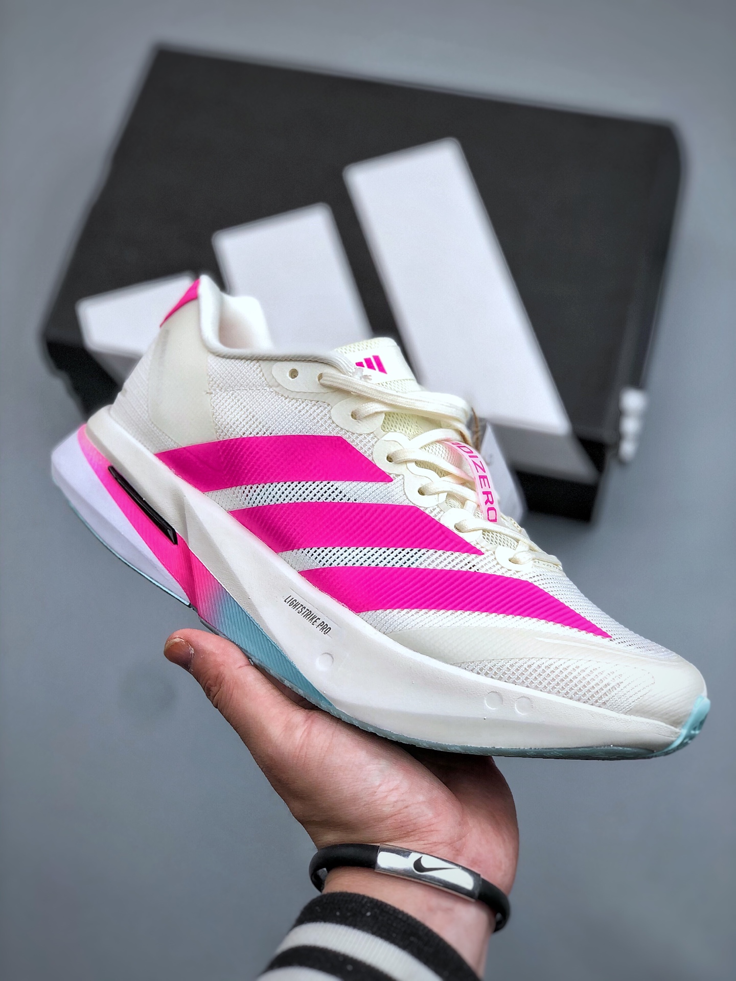 _dfX9suRq7xLJy1Kd0_qMbnZhEIy_cCr6D-13grg