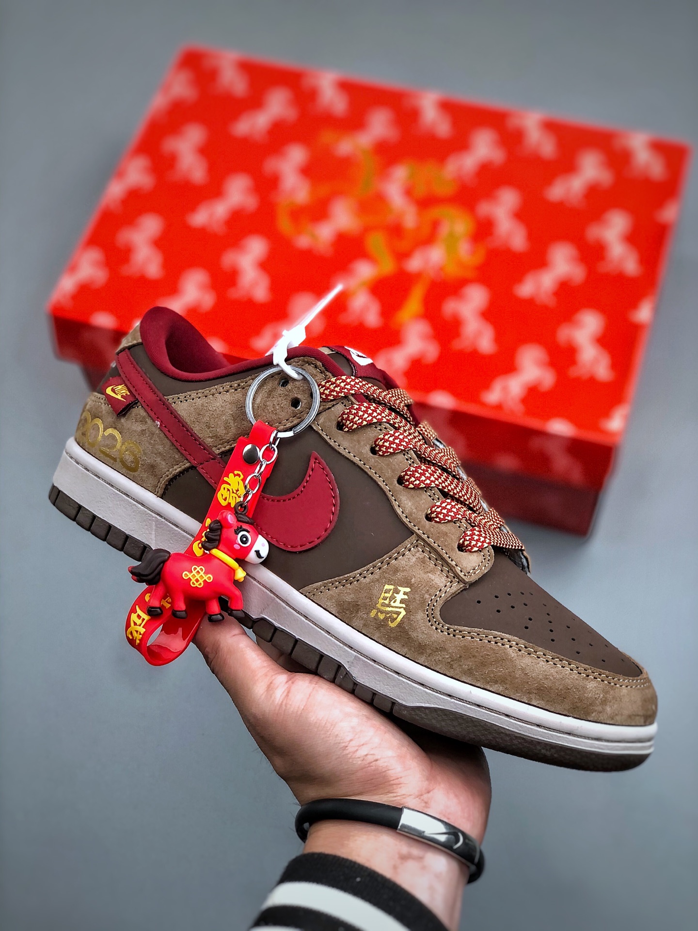 _dtf9sUpARU0ttYJr3-XL2Ds3frakB-BXRXY8Mpw