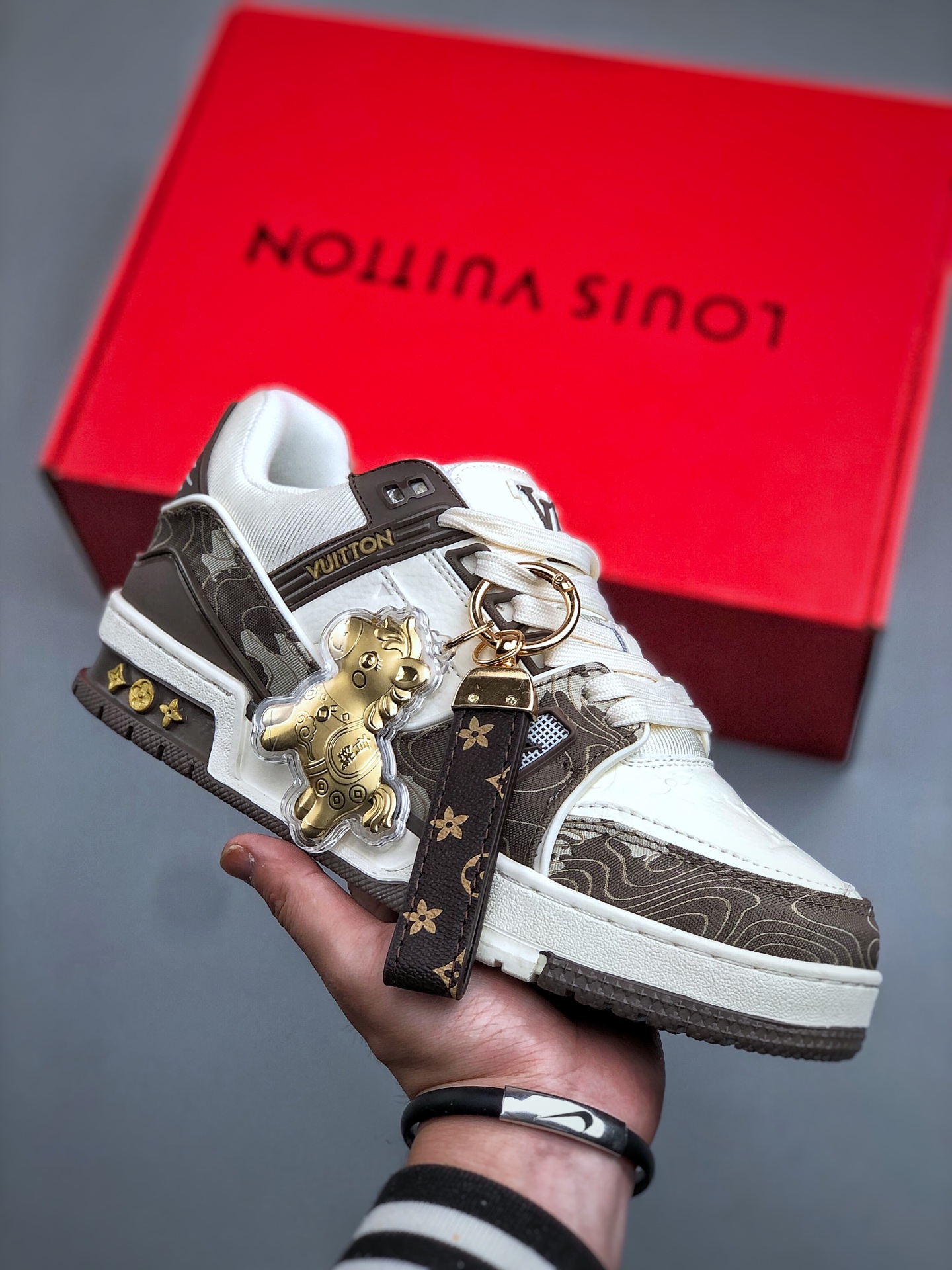 _d_V9sBZAYZWvLZGRXSG4x10oQ3dNpTK0RdAZsWg