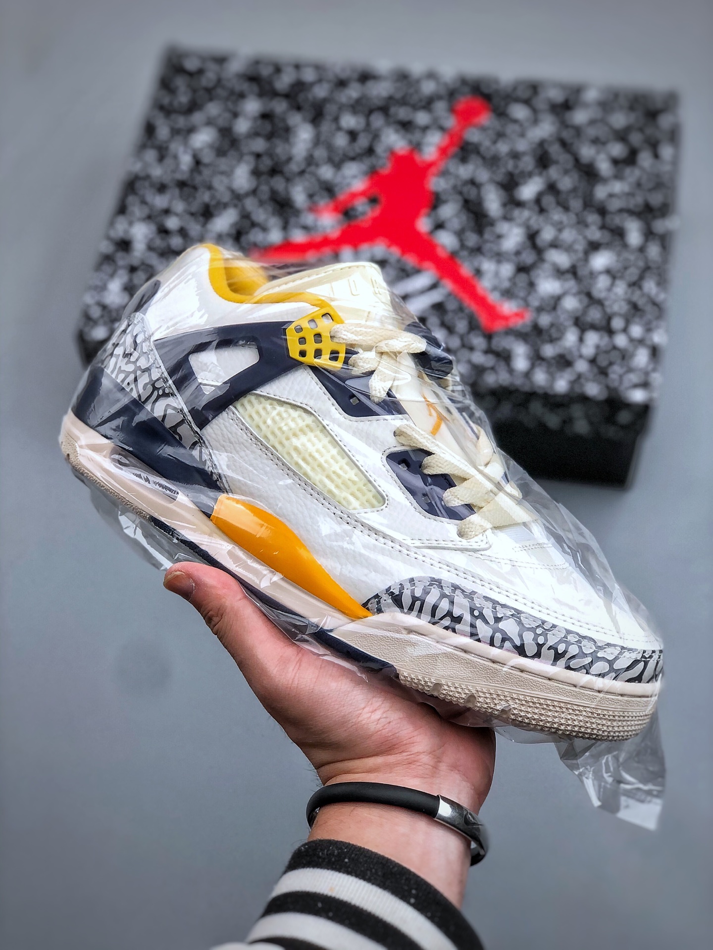 _dHi9sts-vttBwEtqVn8Z6mIuPxtC5GUPOVe8TYg