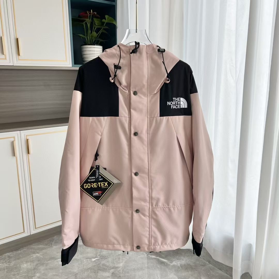 The North Face 1990 Classic Mountain Jacket - Gore-Tex, Waterproof & Windproof 5 i1756494232 7388 0