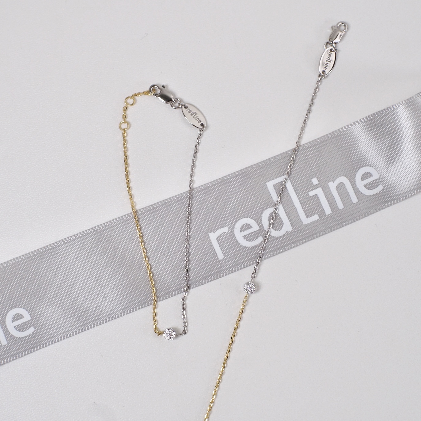 【Redline新款拼色手链】7小钻黄金拼白金手链 【纯银精工版➕厚金电镀】7颗小钻+18k黄金白金色相结合,采用925 【Redline新款拼色手链】7小钻黄金拼白金手链 【纯银精工版➕厚金电镀】7颗小钻+18k黄金白金色相结合,采用925