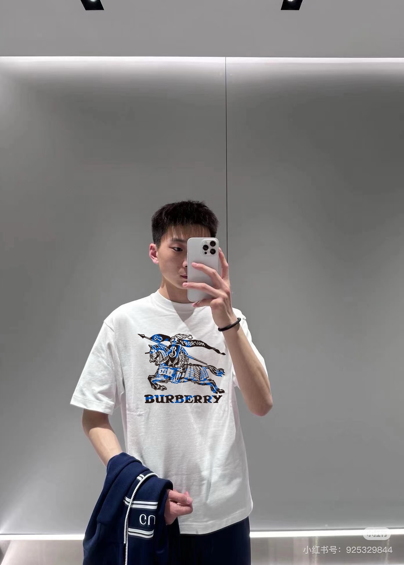 _dub9slwzID-6_fhIvtnmgFd6BXPLyVn4ZEfwkew