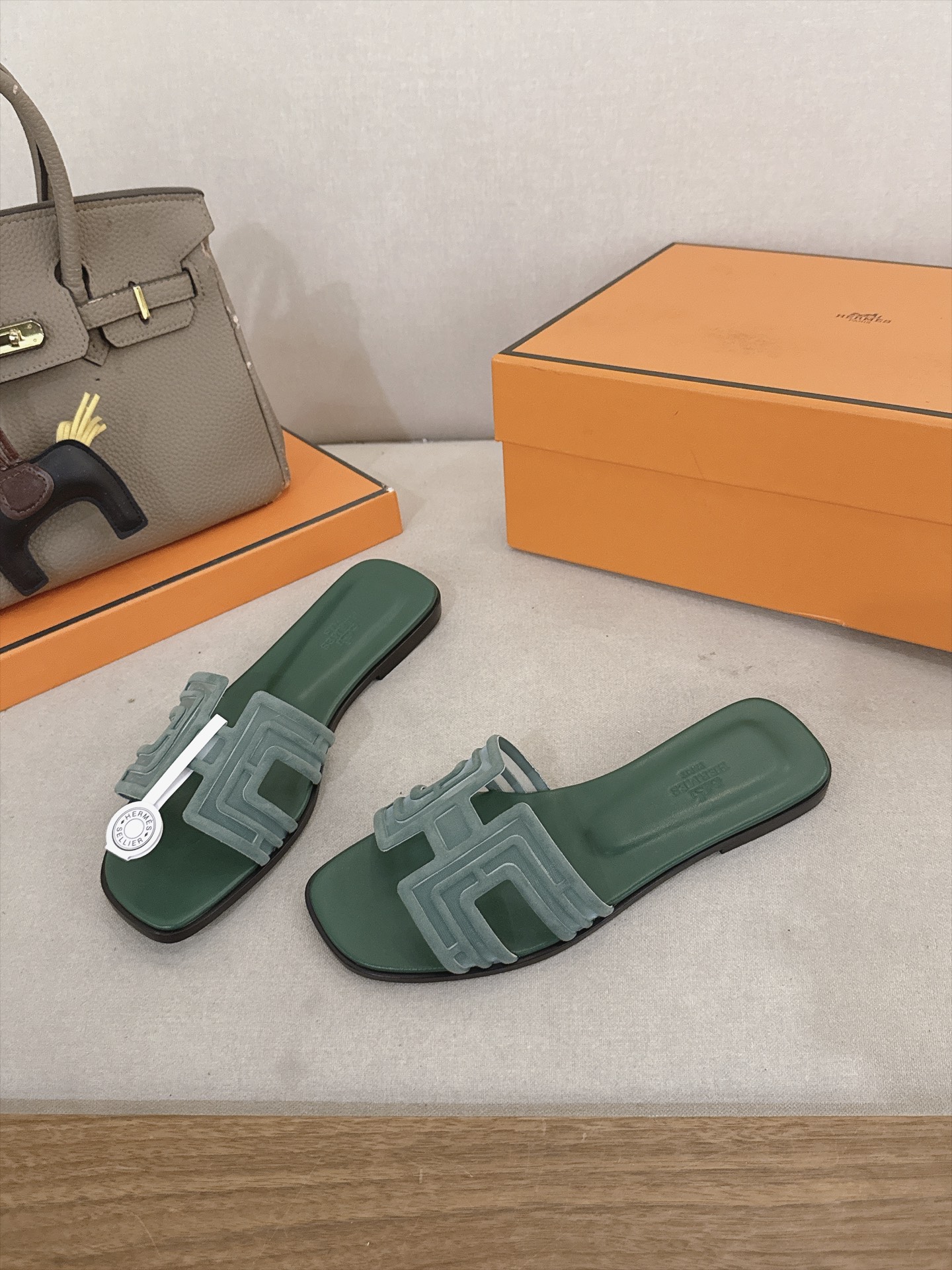 Hermes Slides