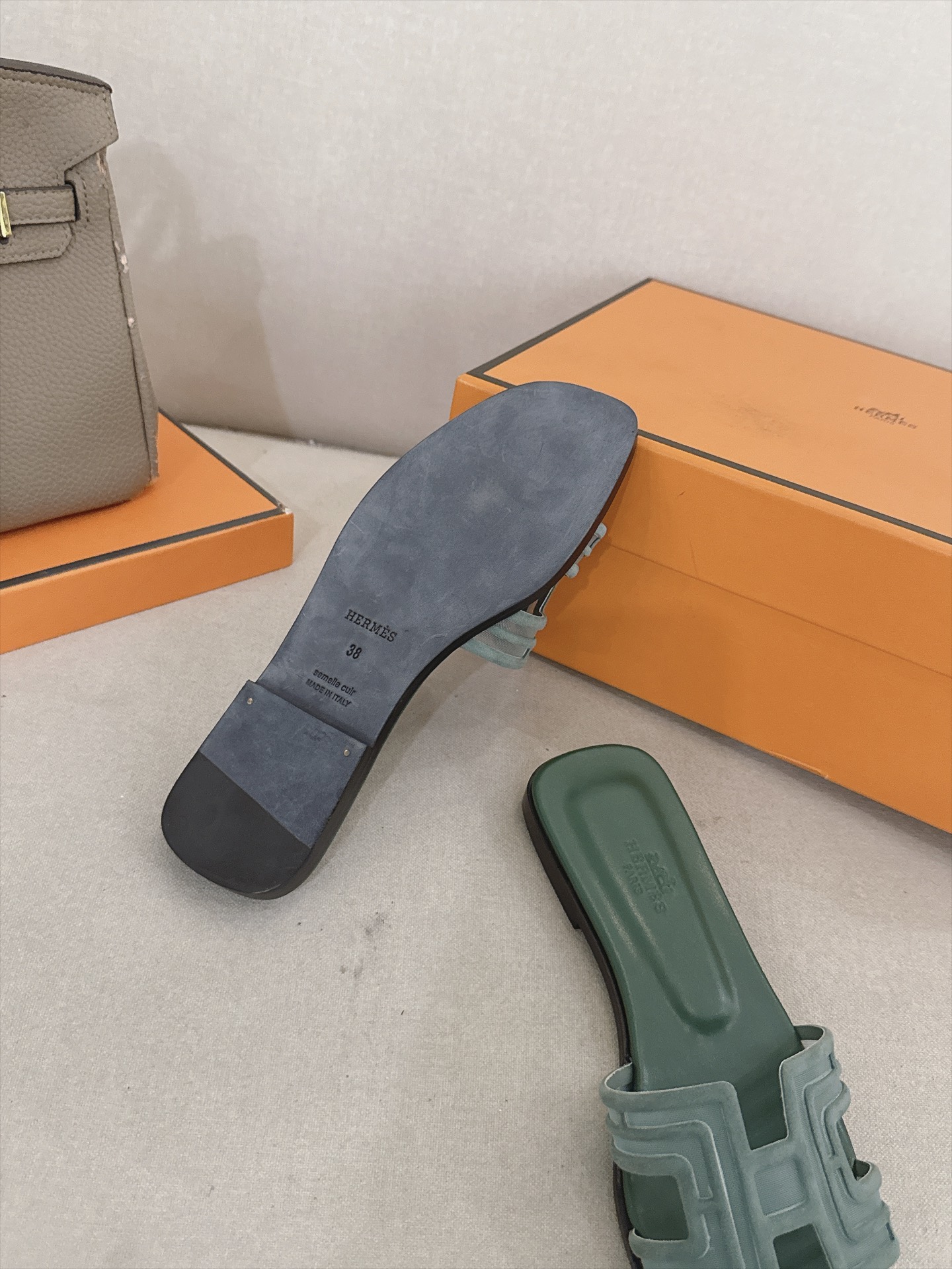 Hermes Slides