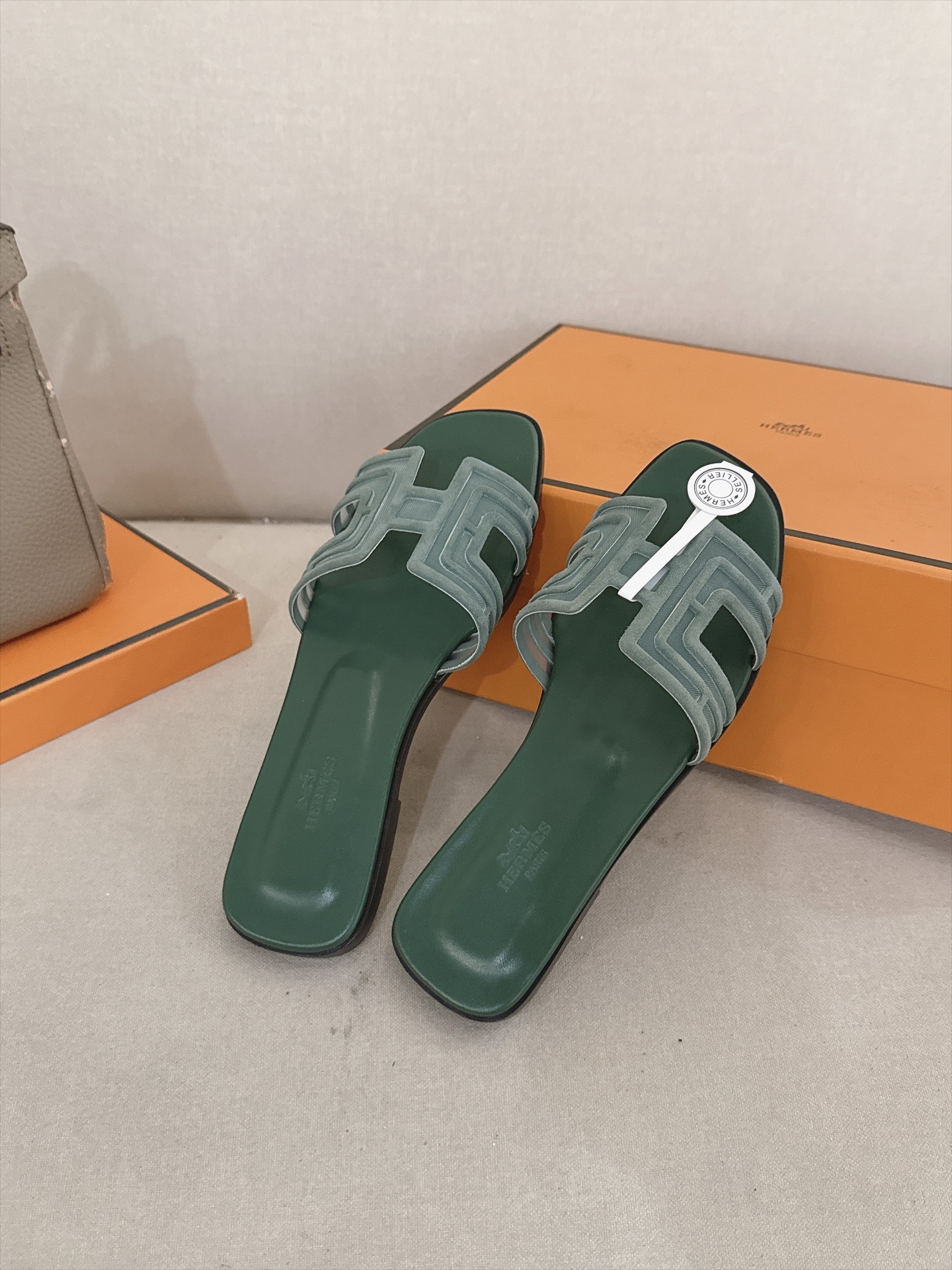 Hermes Slides