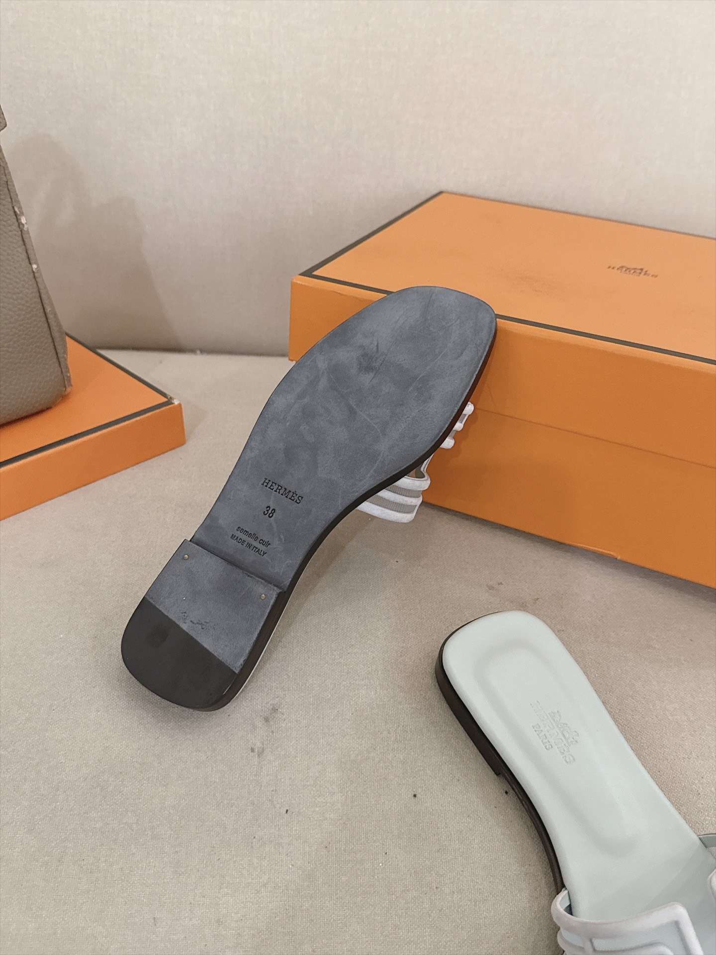 Hermes Slides