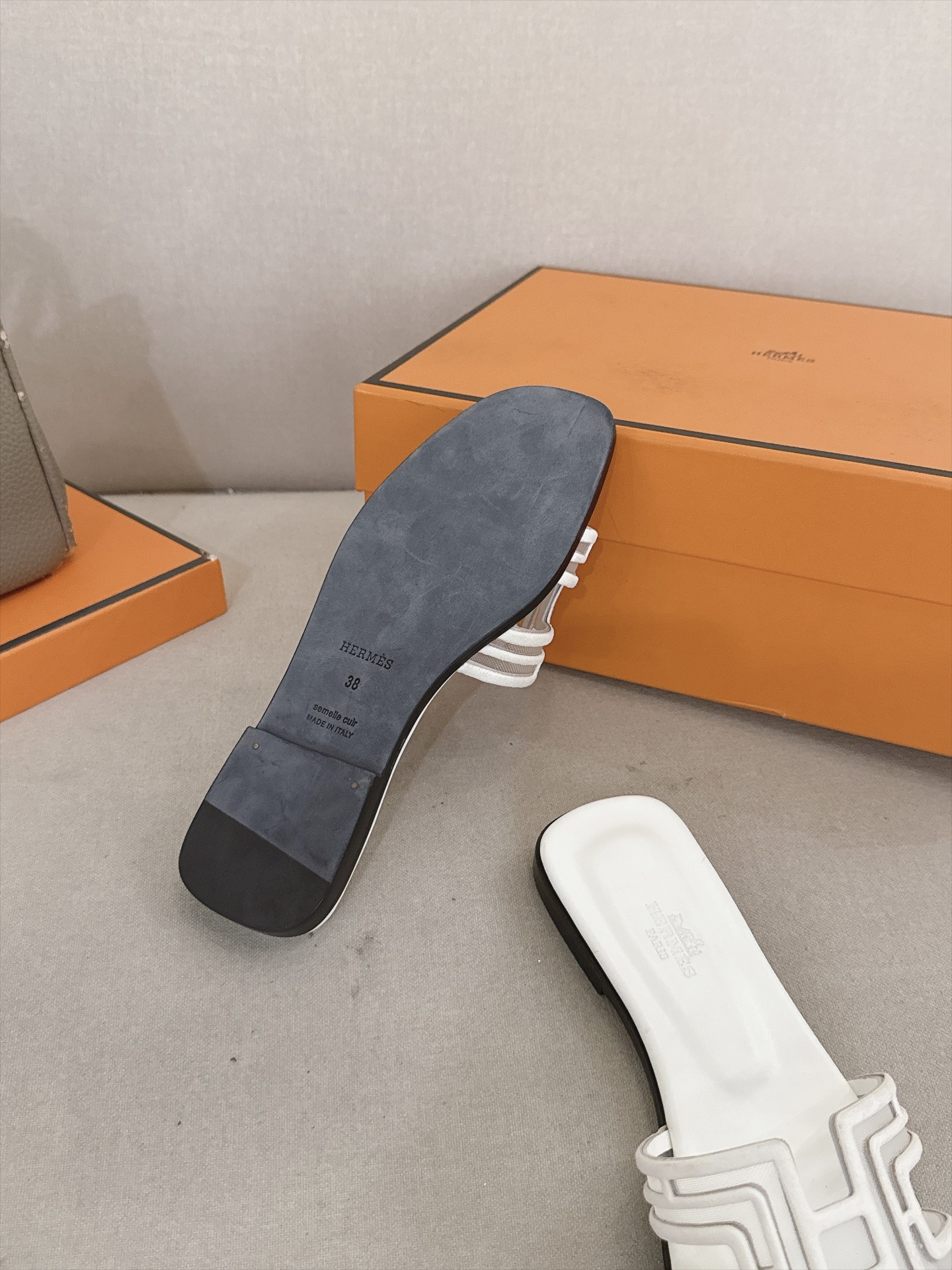 Hermes Slides