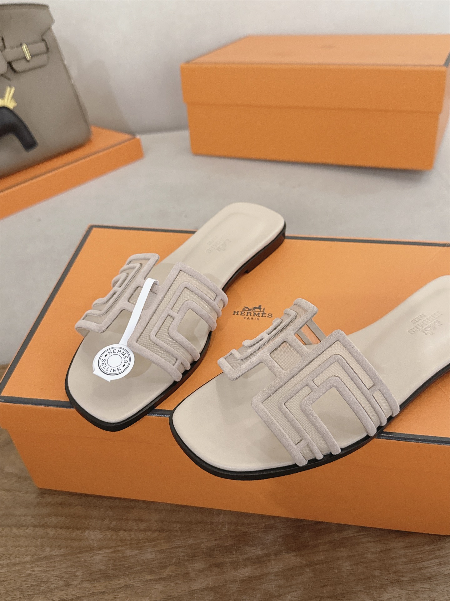 Hermes Slides