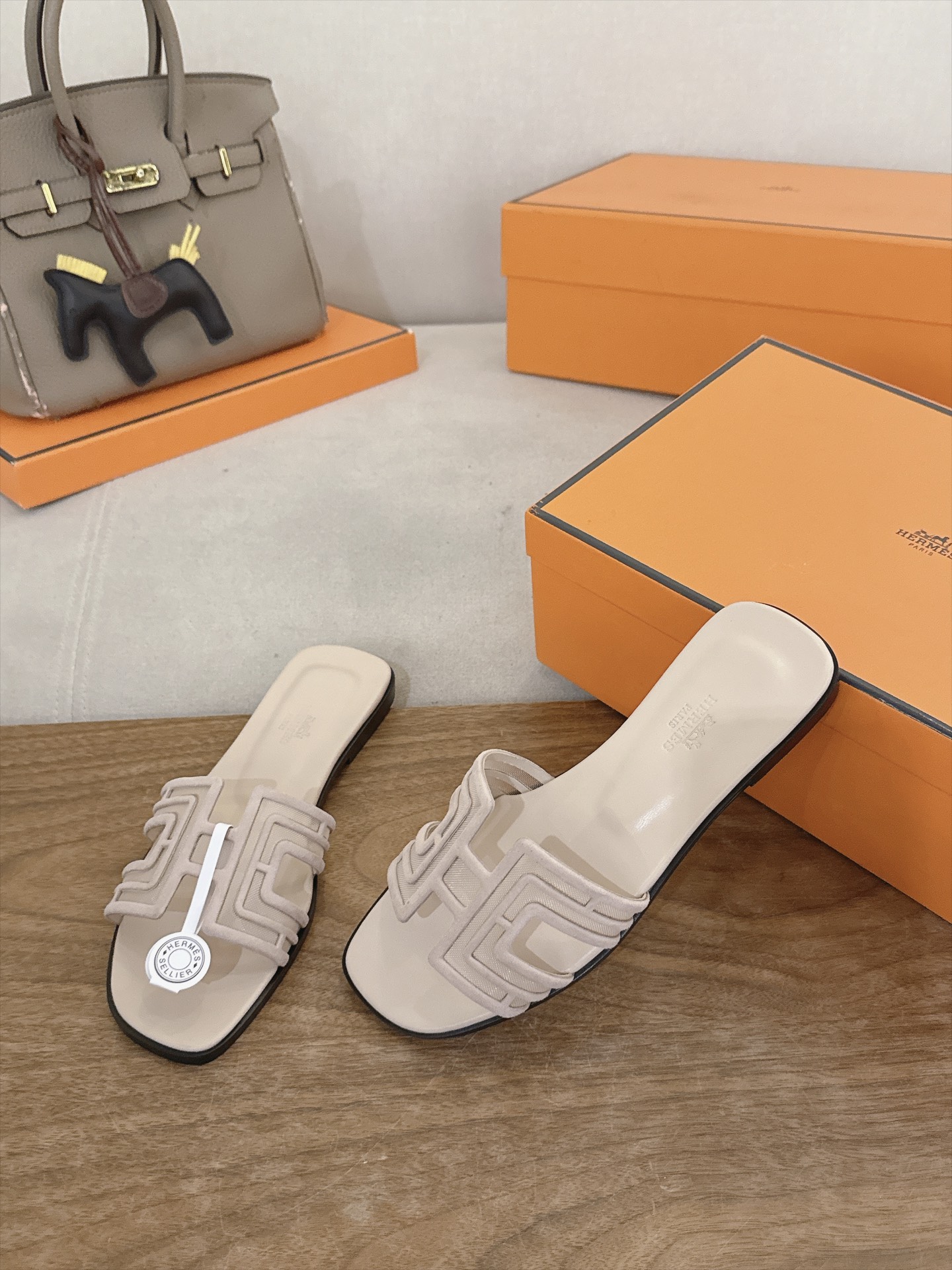 Hermes Slides
