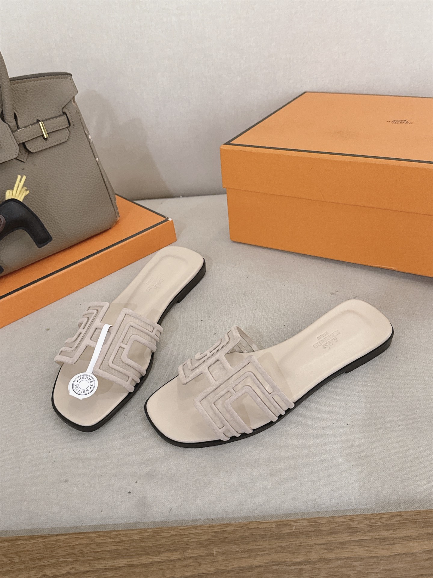 Hermes Slides