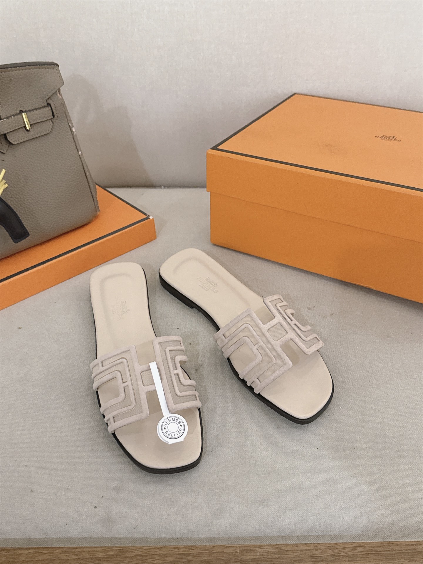 Hermes Slides