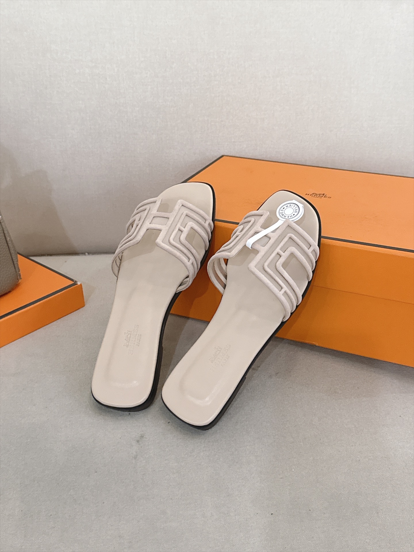 Hermes Slides