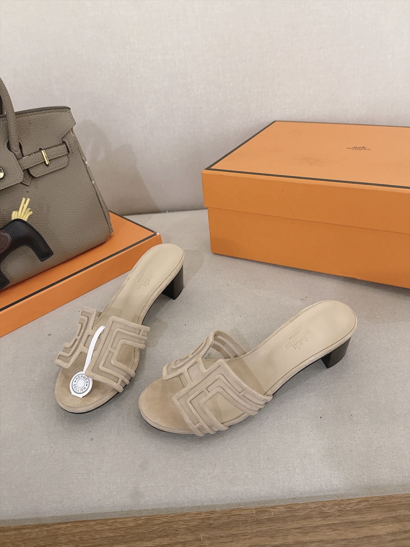 Hermes Slides