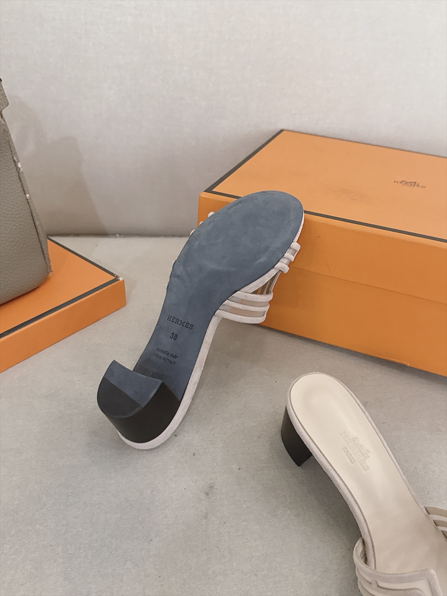 Hermes Slides