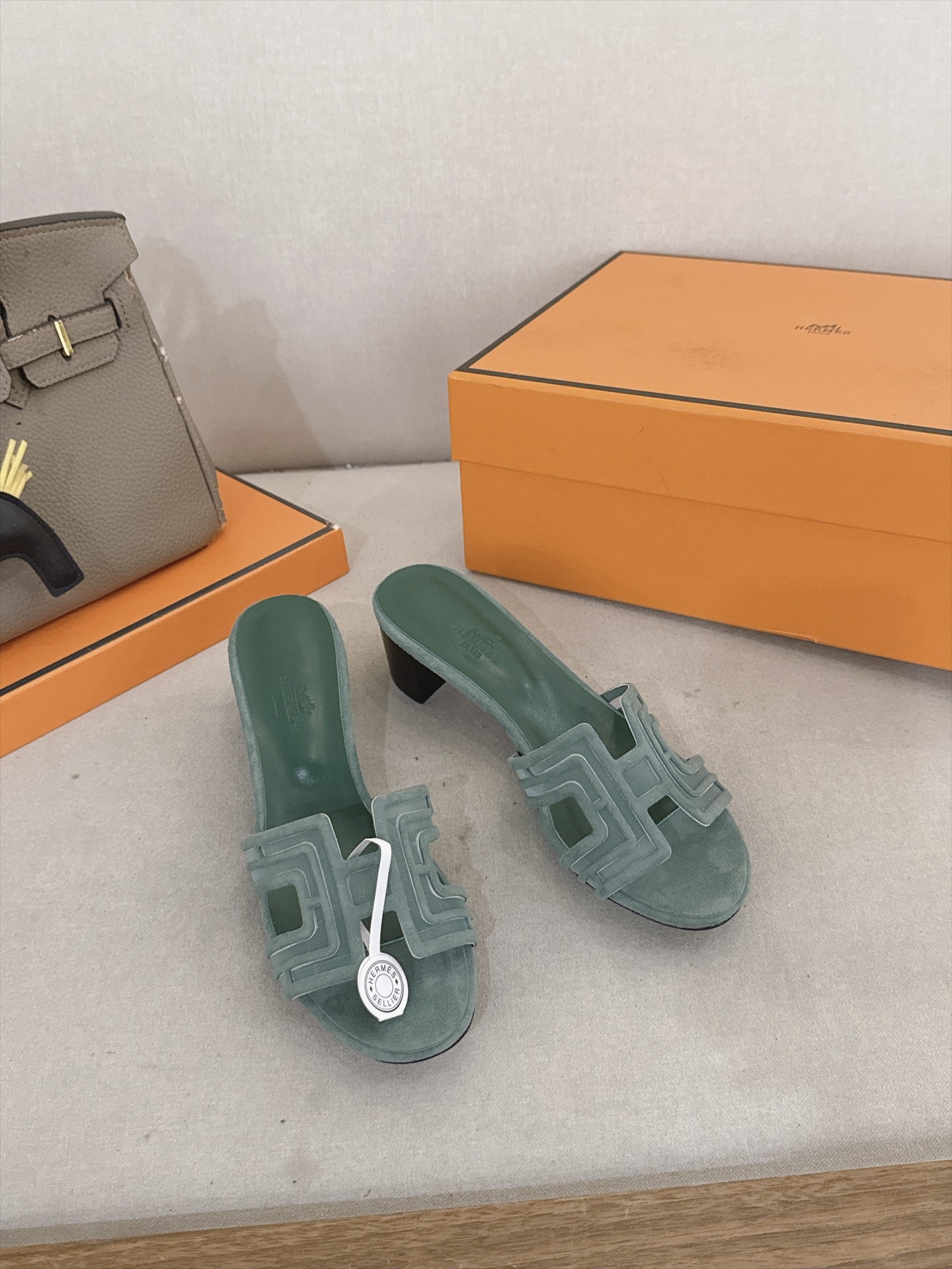 Hermes Slides
