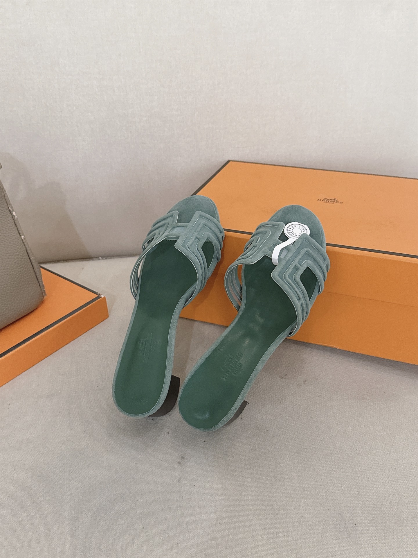 Hermes Slides