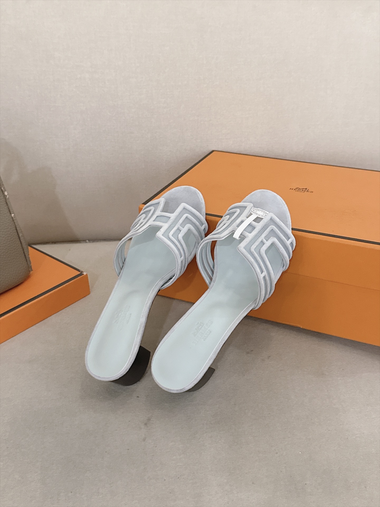 Hermes Slides
