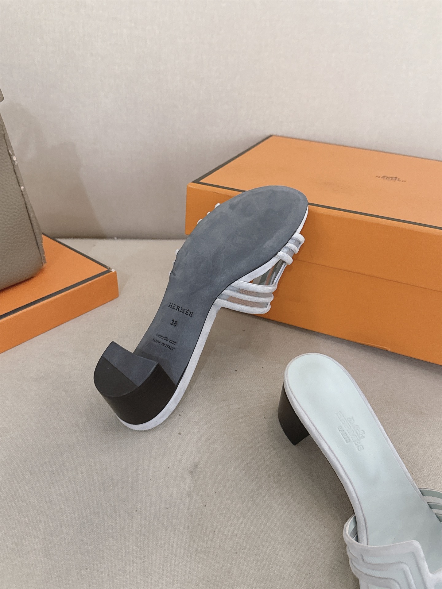 Hermes Slides