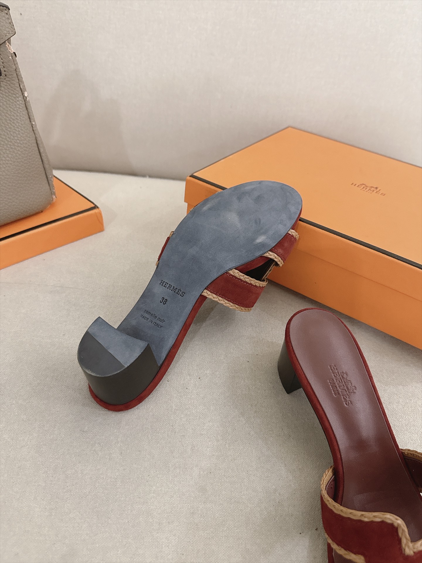 Hermes Slides