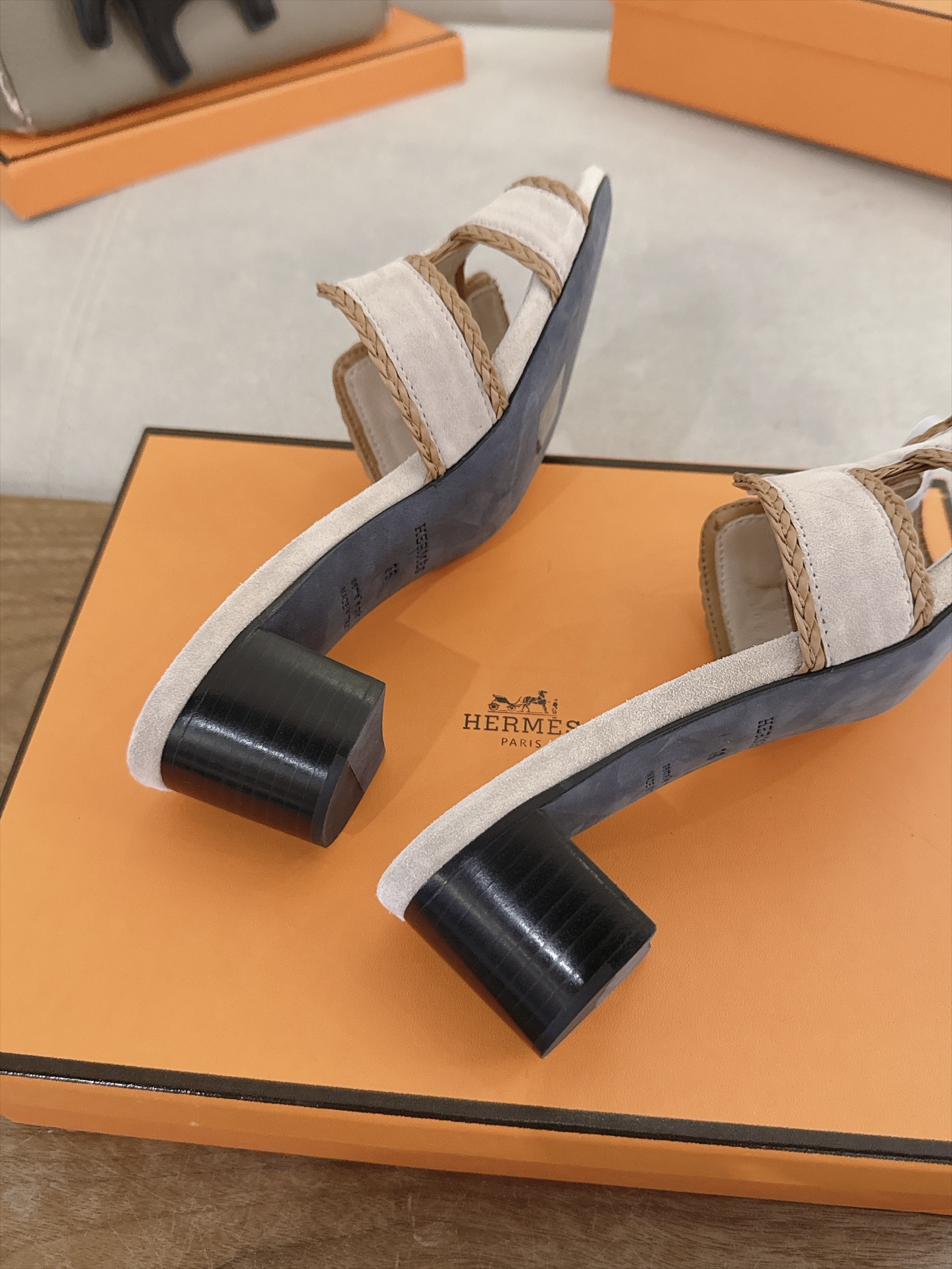 Hermes Slides
