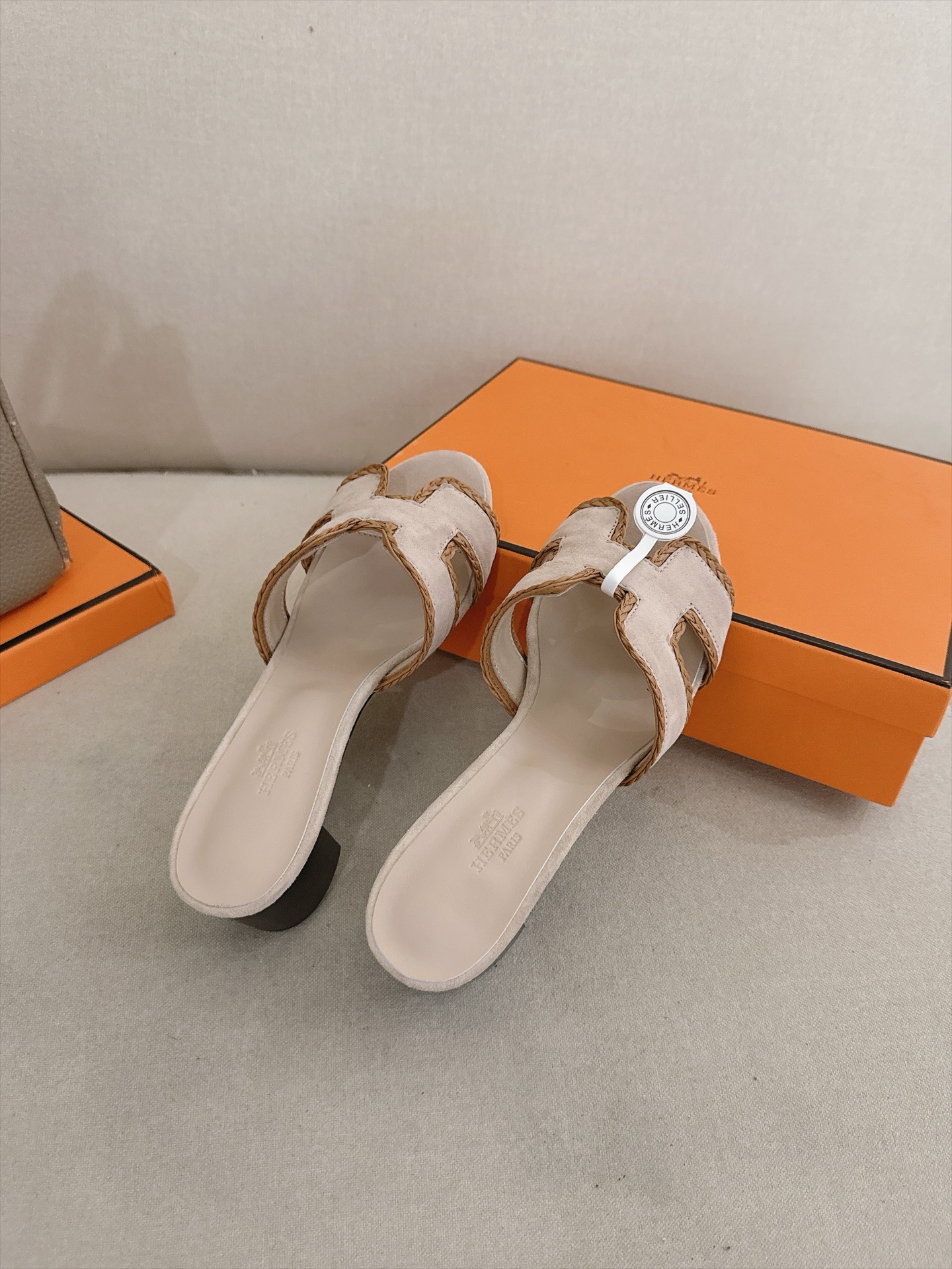 Hermes Slides