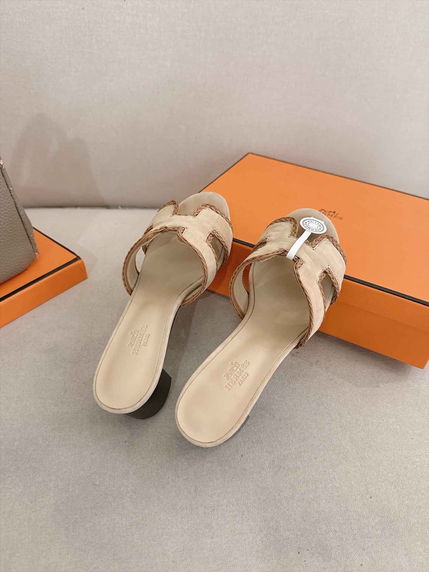 Hermes Slides