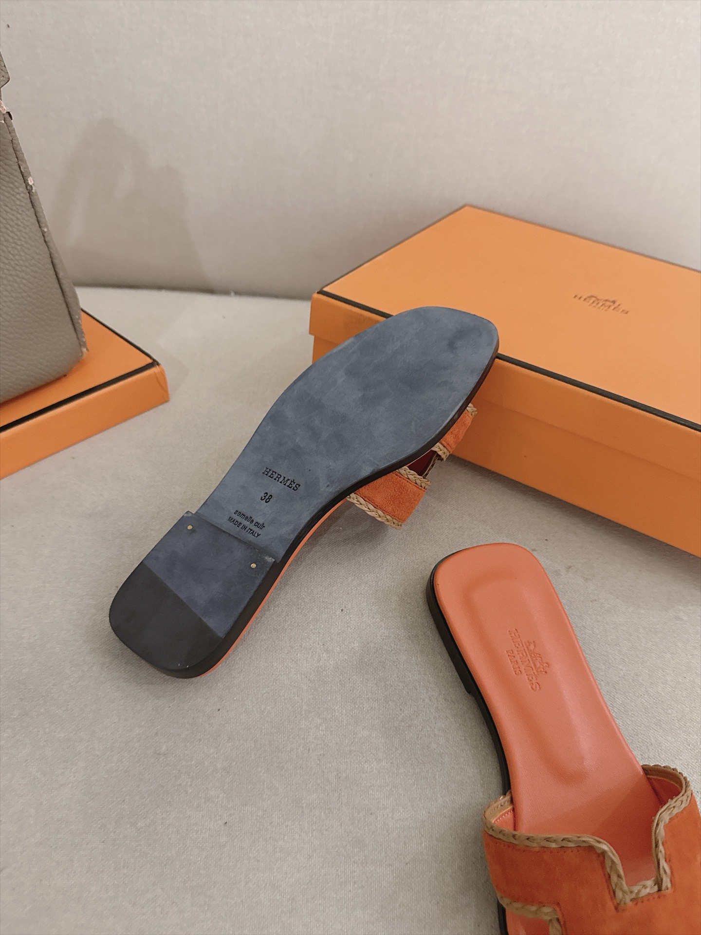Hermes Slides