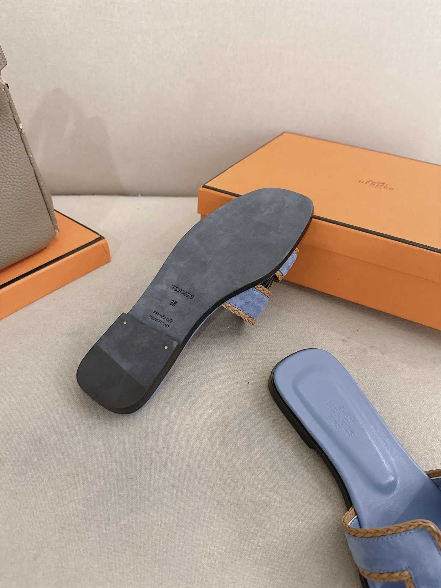 Hermes Slides
