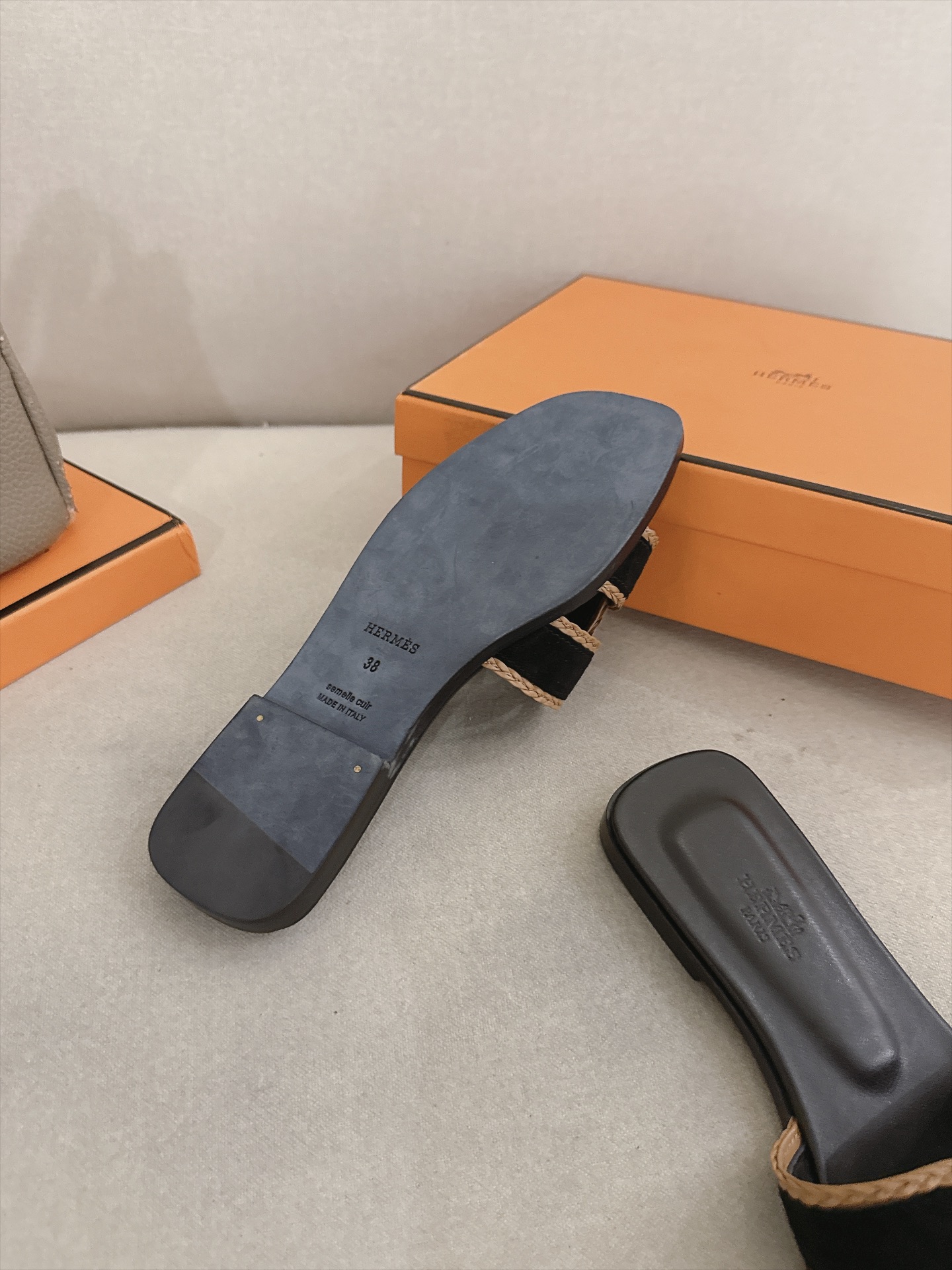 Hermes Slides