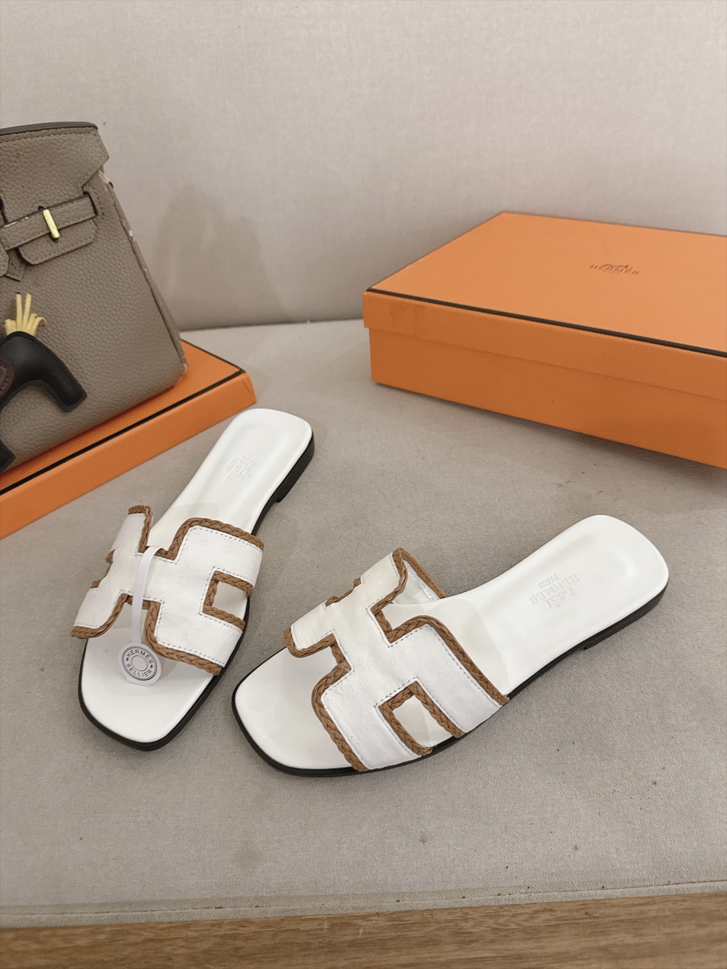 Hermes Slides