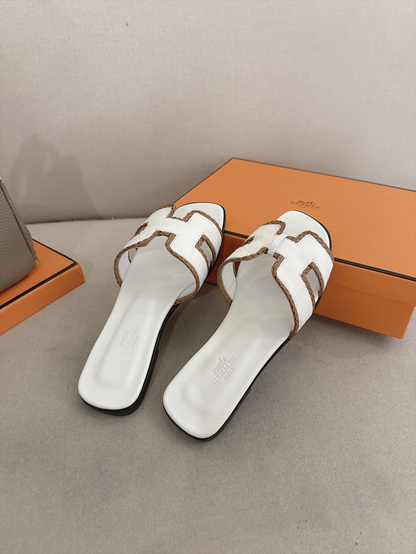 Hermes Slides