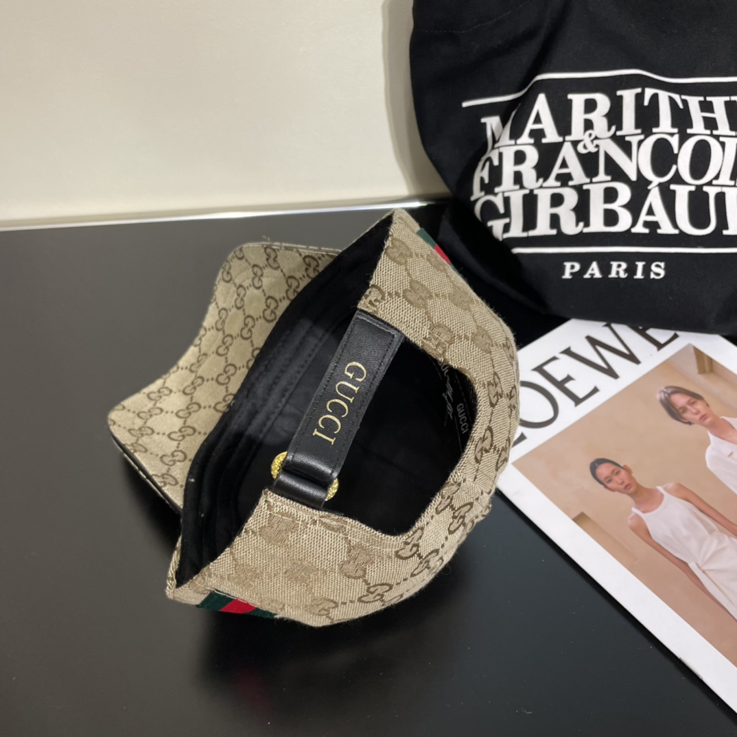古奇联名棒球帽♥️GUCCI🧢官网新品，棒球帽，原单品质火爆来袭 🔥🎩 工艺非常精美 高档大气上档次！低