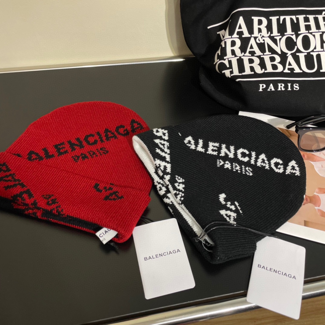 配防尘袋高版本巴黎世家现货Balenciaga巴黎世家官网品质非市场普通货留意细节哦秋冬新款字母LOGO