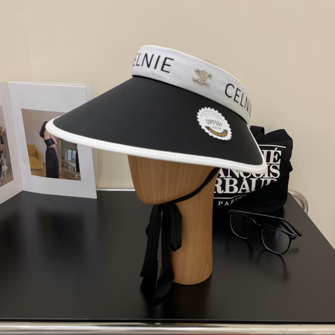 NO:191750,Celine cellne sun protection hat women summer hard brim empty top hat riding UV face sun hat versatile sun hat fisherman hat baseball hat knit hat, hat, celine, espadrilles, hats19860909赛琳cellne防晒帽子女夏硬大檐空顶帽骑行防紫外线遮脸太阳帽百搭遮阳帽帽子渔夫帽棒球帽针织帽,帽子,celine,espadrilles,hats,hat