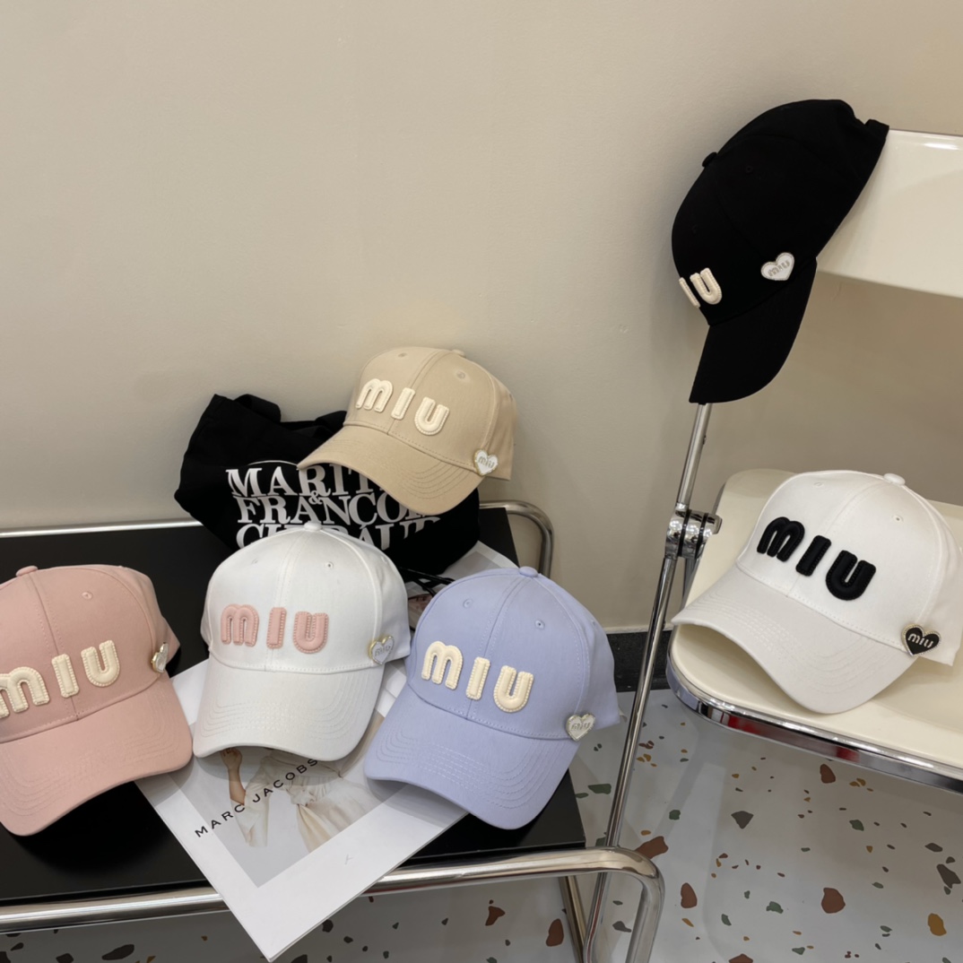 💛配防尘袋.  【Miumiu缪缪】2024新款牛仔订单款刺绣棒球帽🧢大牌款超好搭配,赶紧入手!