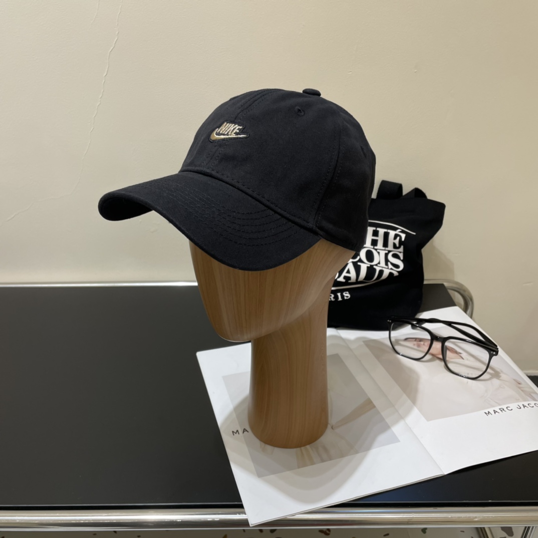 NO:193545,New products - counter quality embroidered alphabet baseball cap, NIKE details are perfect, Nike new model, the official website is new, the purchasing version, the quality depends on the details!  Hat fisherman hat baseball hat knit hat, hat, espadrilles,hats19860909新品 ——专柜品质刺绣字母棒球帽,NIKE细节就是完美 耐克新款 官网步上新,代购版本 质量看细节好！帽子渔夫帽棒球帽针织帽,帽子,espadrilles,hats,hat